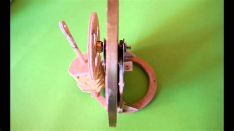 Stirlingmotor nach Dieter Viebach Marke Eigenbau  .